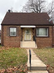 6824 Schneider Avenue, Hammond, IN 46323