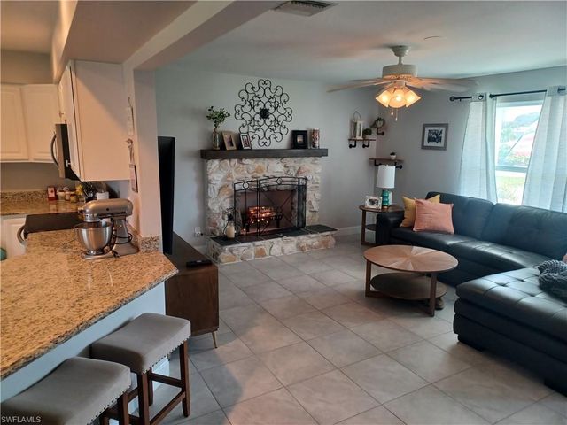 893 East Valley DR, Bonita Springs, FL 34134