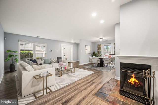 274 STANTON CT, Glen Mills, PA 19342