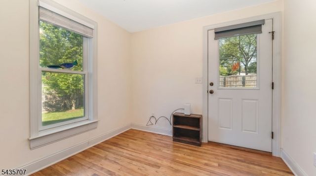 5 Marudy Dr, Clinton Town, NJ 08809