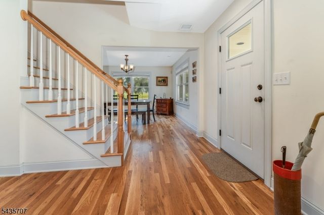 5 Marudy Dr, Clinton Town, NJ 08809