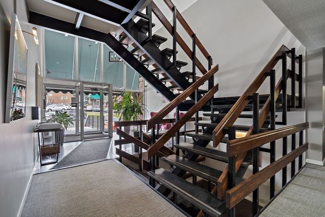 1210 Greendale Ave 340, Needham, MA 02492