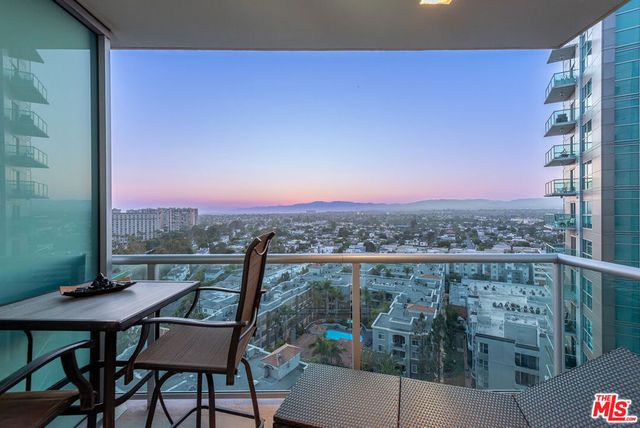13700 Marina Pointe Drive 1510, Marina Del Rey, CA 90292