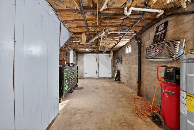 8294 Lawrenceburg Hwy, Mount Pleasant, TN 38474