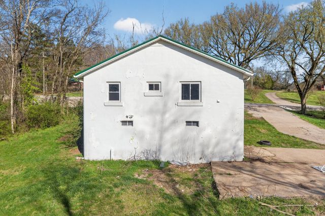 8294 Lawrenceburg Hwy, Mount Pleasant, TN 38474