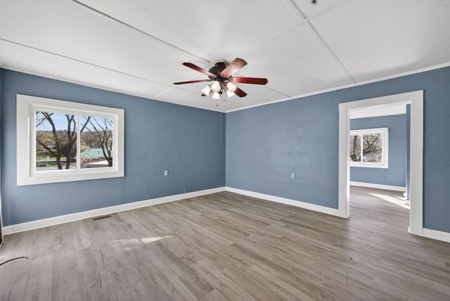 8294 Lawrenceburg Hwy, Mount Pleasant, TN 38474