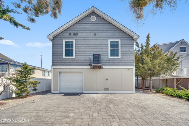 1903 W Pennsylvania Avenue, Ortley Beach, NJ 08751