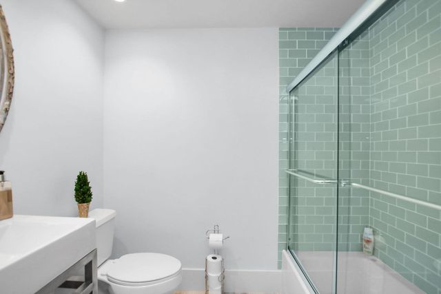 141 Aregood Ln Unit C1, Plantation Key, FL 33036