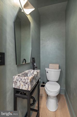 2325 20TH ST NW, Washington, DC 20009