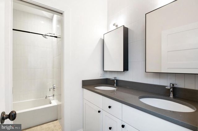2325 20TH ST NW, Washington, DC 20009