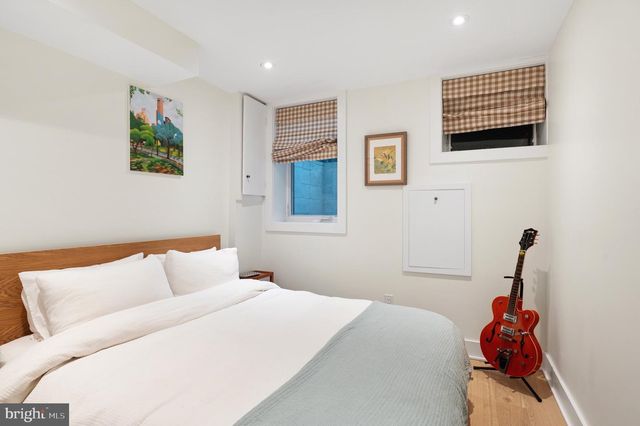 2325 20TH ST NW, Washington, DC 20009