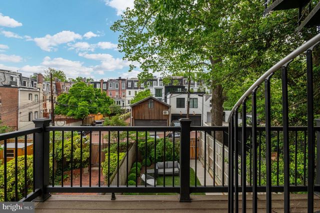 2325 20TH ST NW, Washington, DC 20009