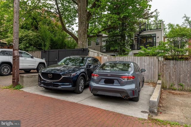 2325 20TH ST NW, Washington, DC 20009