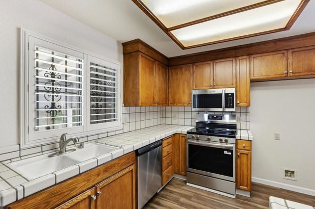 2308 Hammertown Drive, Stockton, CA 95210