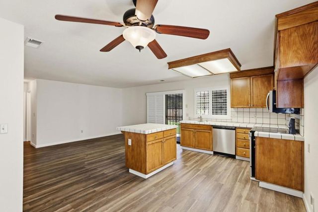 2308 Hammertown Drive, Stockton, CA 95210