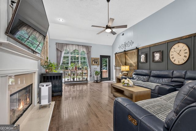 1632 Woodridge Bend, Mcdonough, GA 30252