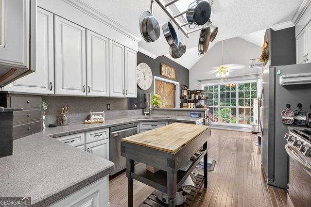 1632 Woodridge Bend, Mcdonough, GA 30252