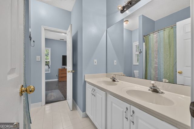 1632 Woodridge Bend, Mcdonough, GA 30252