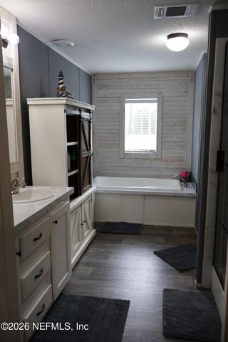 11767 FAYE RD Road, Macclenny, FL 32063