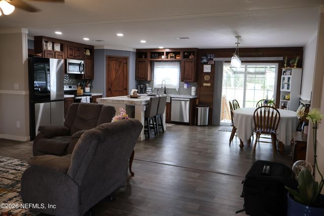 11767 FAYE RD Road, Macclenny, FL 32063