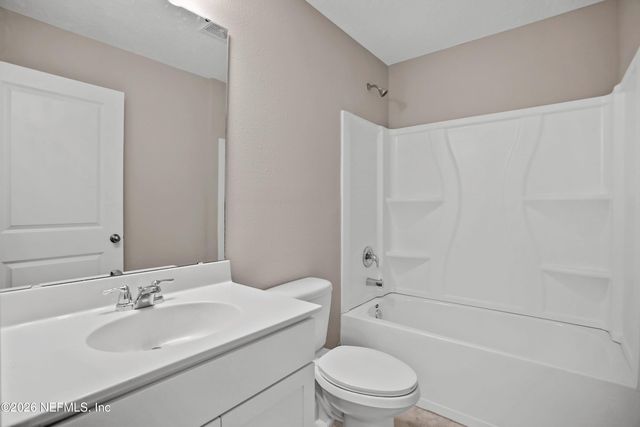 2760 LAUREL FALLS Drive, Green Cove Springs, FL 32043