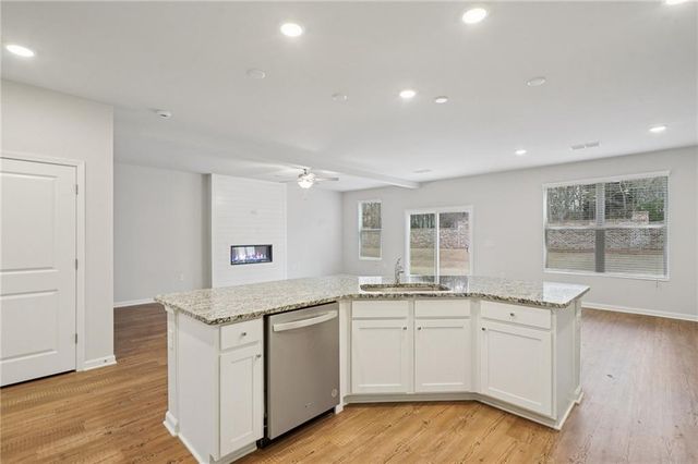 2101 Ecoland Drive, Grayson, GA 30017