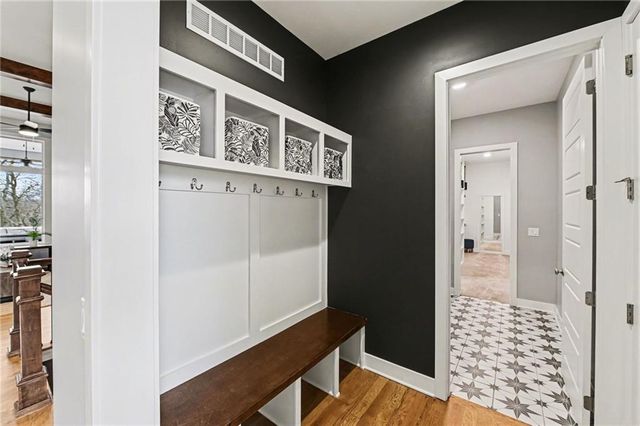 26138 W 96th Street, Lenexa, KS 66227