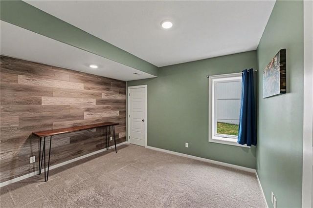 26138 W 96th Street, Lenexa, KS 66227