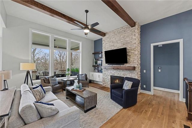 26138 W 96th Street, Lenexa, KS 66227