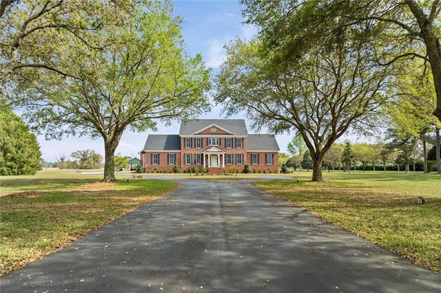10447 Jeff Hamilton Road, Mobile, AL 36695
