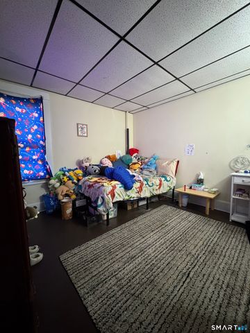 144 Montauk Avenue, New London, CT 06320