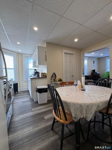 144 Montauk Avenue, New London, CT 06320