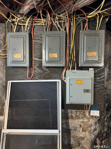 144 Montauk Avenue, New London, CT 06320