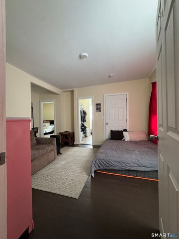 144 Montauk Avenue, New London, CT 06320