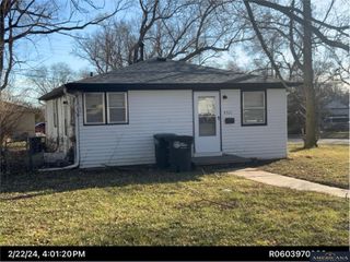 4521 Reddick Avenue, Omaha, NE 68152