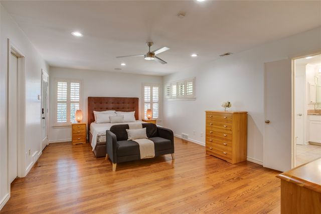 7015 Midbury Drive, Dallas, TX 75230