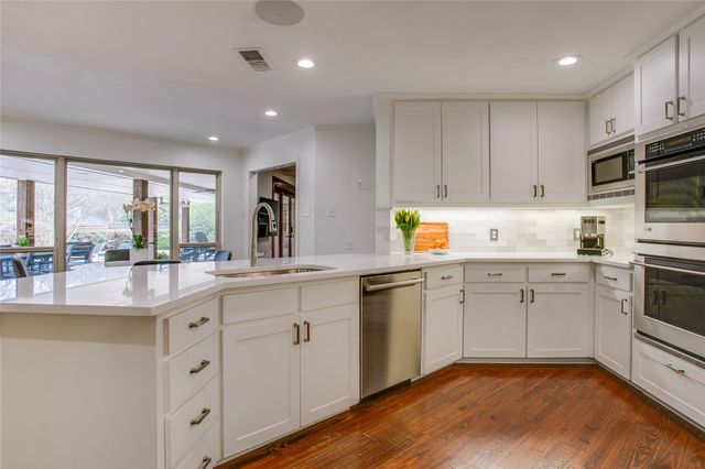 7015 Midbury Drive, Dallas, TX 75230