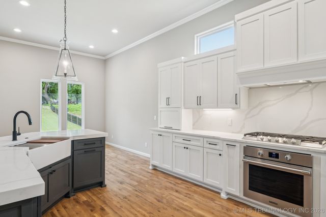 11260 S Fir Avenue, Jenks, OK 74037