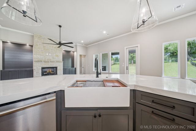 11260 S Fir Avenue, Jenks, OK 74037