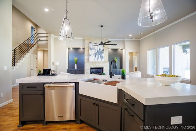 11260 S Fir Avenue, Jenks, OK 74037