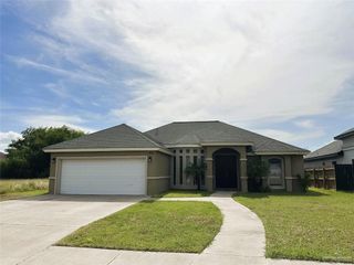 306 N 17th Street, Hidalgo, TX 78557