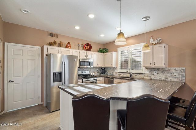 22224 N CHEYENNE Drive, Sun City West, AZ 85375