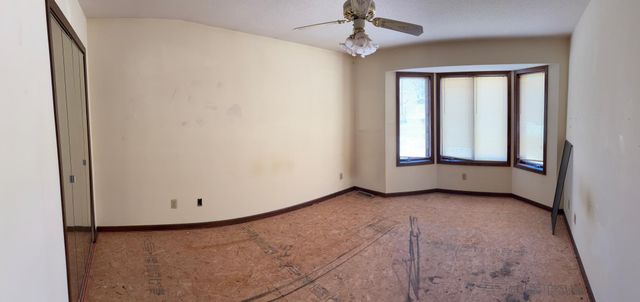 5505 Matterhorn Drive NE, Fridley, MN 55432