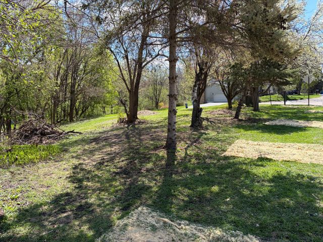 5505 Matterhorn Drive NE, Fridley, MN 55432