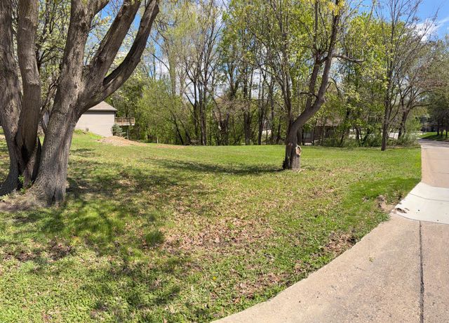 5505 Matterhorn Drive NE, Fridley, MN 55432