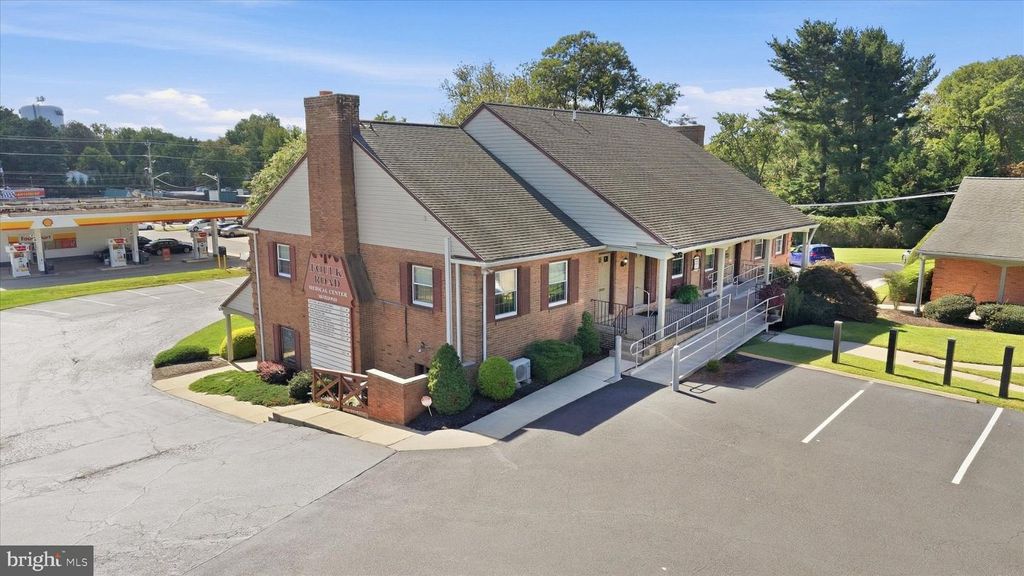 1805 FOULK RD #E, WILMINGTON, DE 19810 — exterior