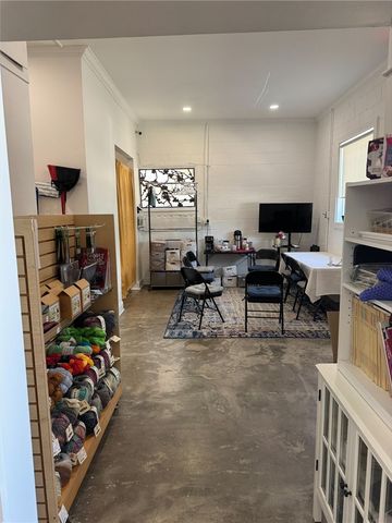 704 S Main Street, Bentonville, AR 72712