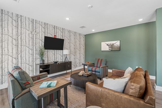 1540 Lebanon Pike Unit 111, Nashville, TN 37210