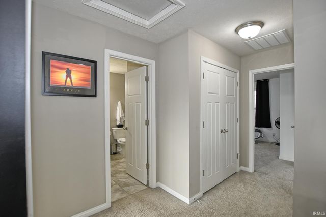 832 Groveview Court, Evansville, IN 47711