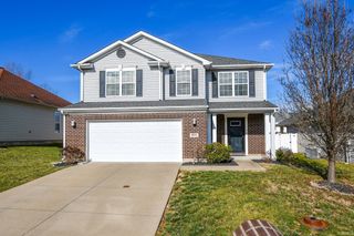 832 Groveview Court, Evansville, IN 47711